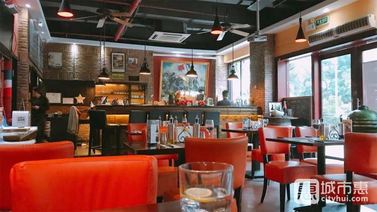 La Maison 公雞和龍