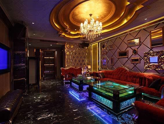 上海金色湖畔夜總會(huì)-黃浦店